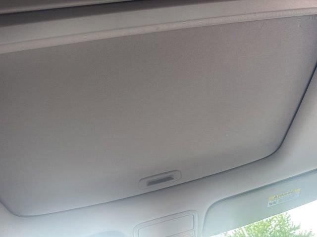 2014 Honda Odyssey Touring with DVD Rear Entertainment System and Navigation