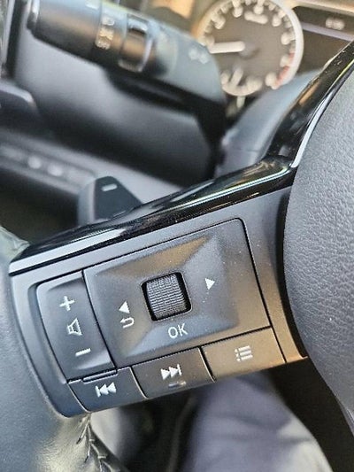 2023 Nissan Pathfinder SL 4WD