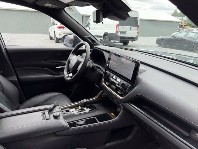2025 Toyota Grand Highlander Hybrid MAX Platinum