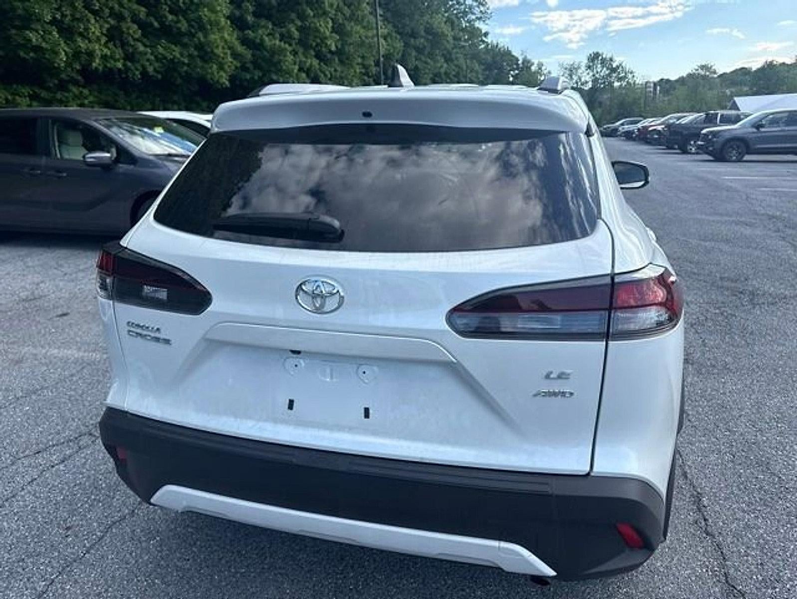 2026 Toyota Corolla Cross LE 4WD (Natl)