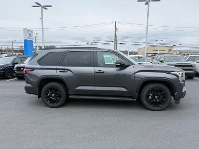 2026 Toyota Sequoia SR5 4WD (SE)