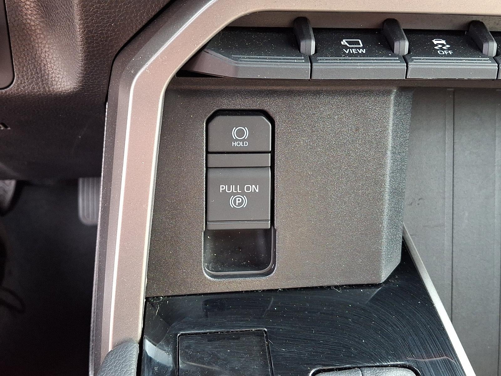 2026 Toyota Sequoia Limited 4WD (SE)