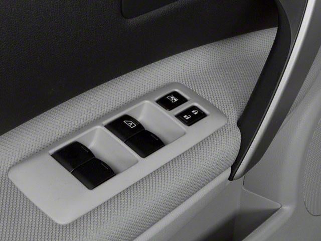 2013 Nissan Rogue FWD 4dr SV