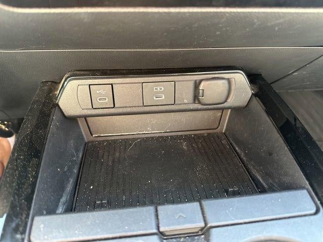 2023 Toyota Prius XLE AWD (Natl)