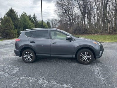 2016 Toyota RAV4 AWD 4dr LE (Natl)