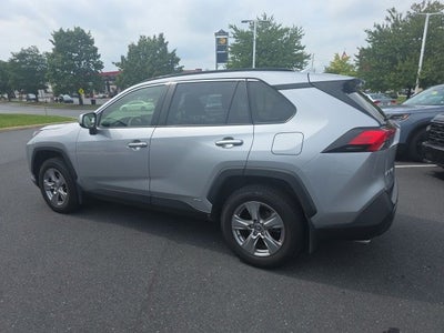 2022 Toyota RAV4 Hybrid XLE AWD (Natl)