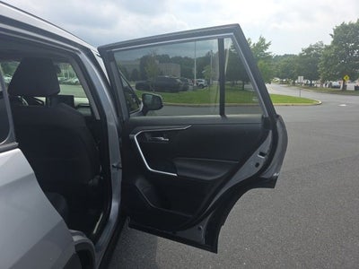 2022 Toyota RAV4 Hybrid XLE AWD (Natl)