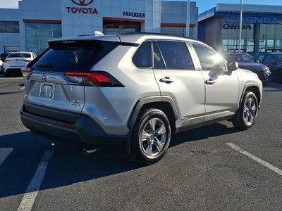 2022 Toyota RAV4 Hybrid XLE AWD (Natl)