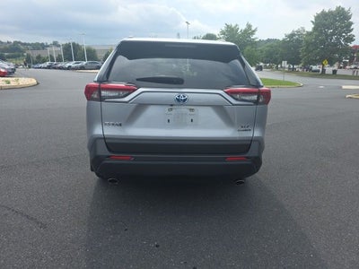 2022 Toyota RAV4 Hybrid XLE AWD (Natl)
