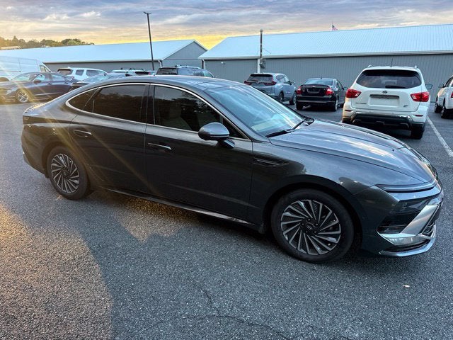 2026 Hyundai SONATA HYBRID Limited