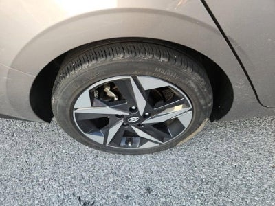 2023 Hyundai ELANTRA SEL IVT