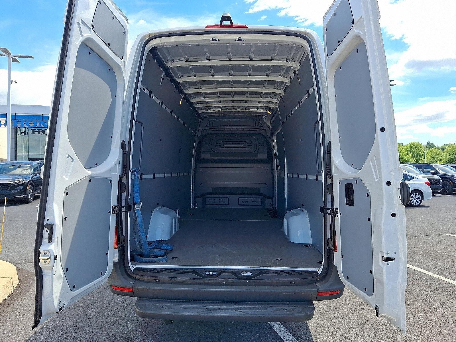 2024 Mercedes-Benz Sprinter Crew Van 2500 High Roof I4 Diesel 170" RWD