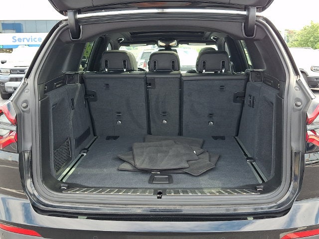 2022 BMW X3 xDrive30i **LOW MILES**
