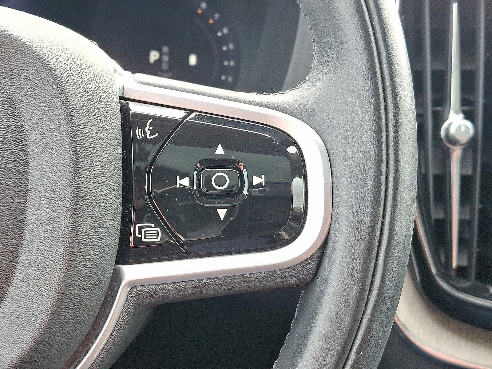 2022 Volvo XC60 B5 AWD Inscription