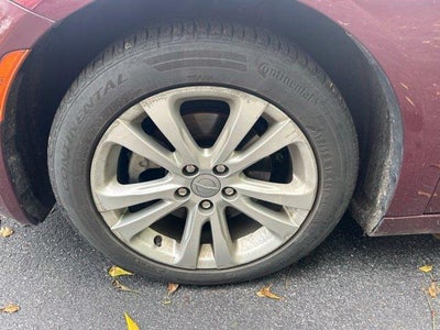2015 Chrysler 200 4dr Sdn Limited FWD