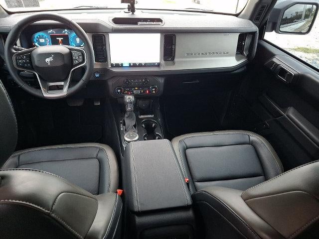 2025 Ford Bronco Outer Banks 4 Door 4x4
