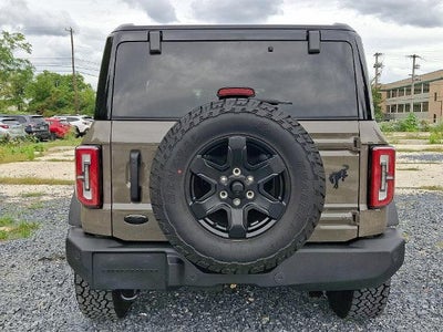 2025 Ford Bronco Outer Banks 4 Door 4x4