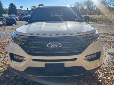 2023 Ford Explorer XLT 4WD