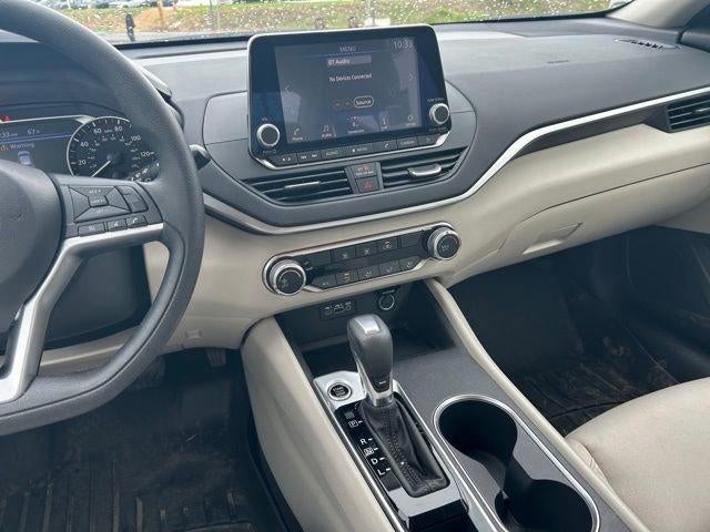 2022 Nissan Altima 2.5 SV Sedan