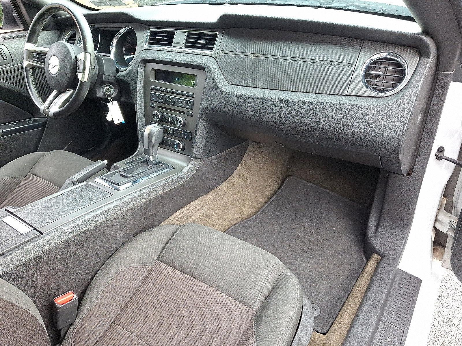 2014 Ford Mustang 2dr Conv V6 Premium