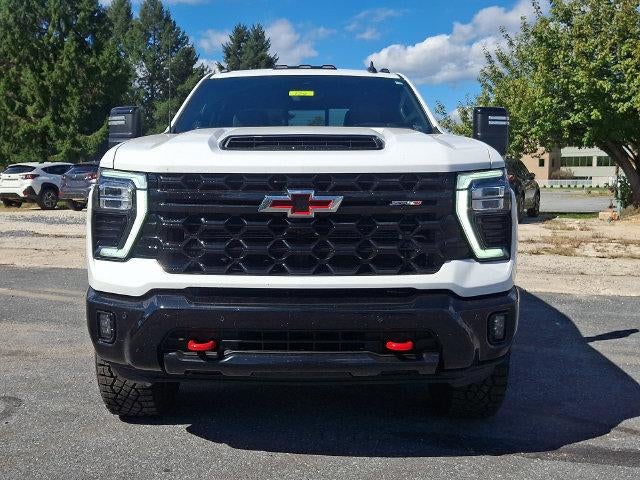 2026 Chevrolet Silverado 2500 HD Crew Cab Standard Box 4-Wheel Drive ZR2