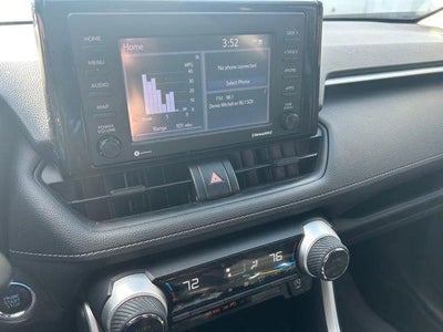 2020 Toyota RAV4 XLE AWD (Natl)