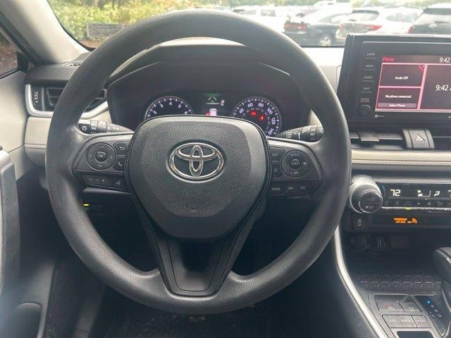 2020 Toyota RAV4 XLE FWD (GS)