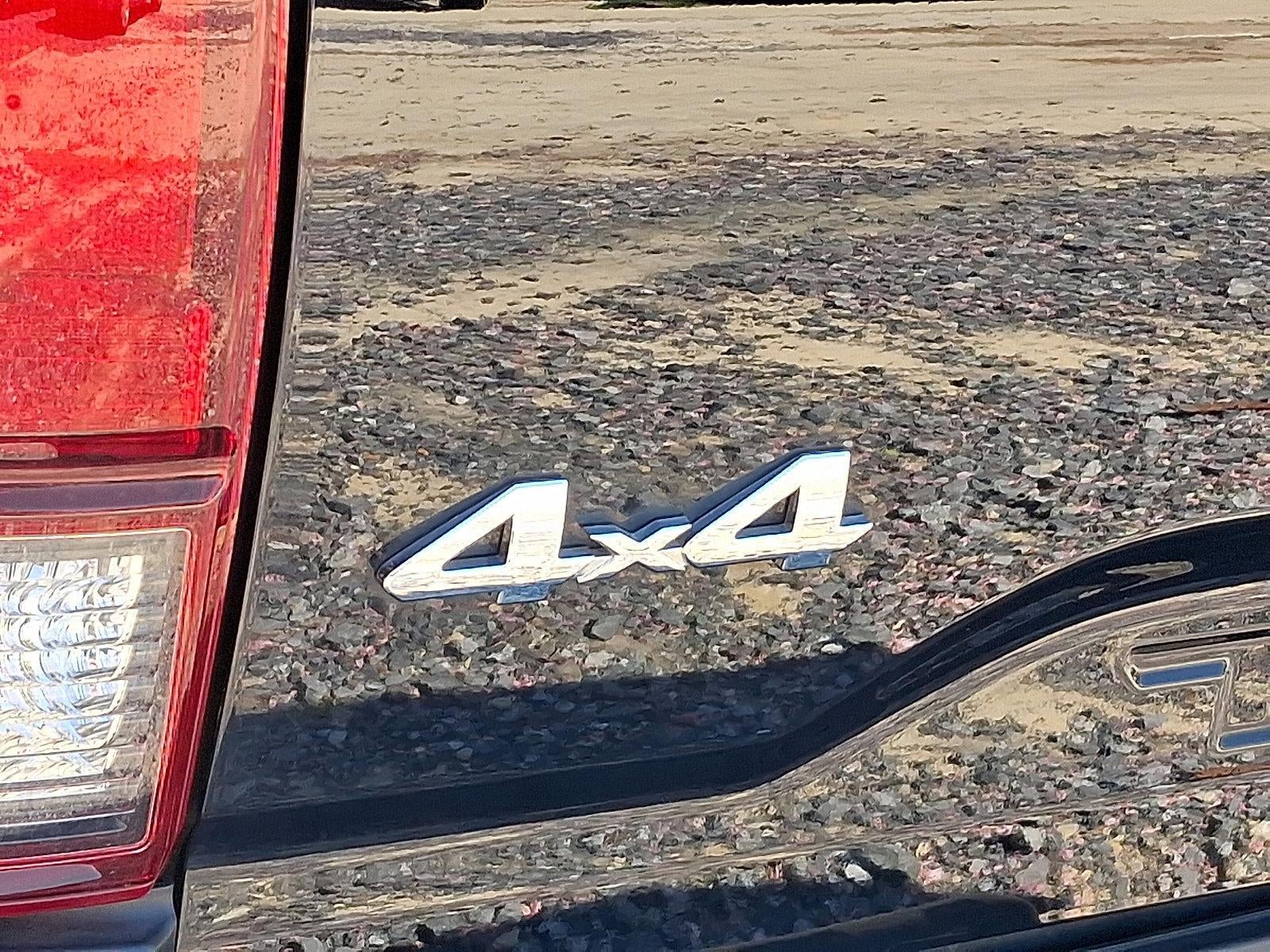 2022 Toyota Tacoma 4WD 4WD SR5 Double Cab 5' Bed V6 AT (Natl)