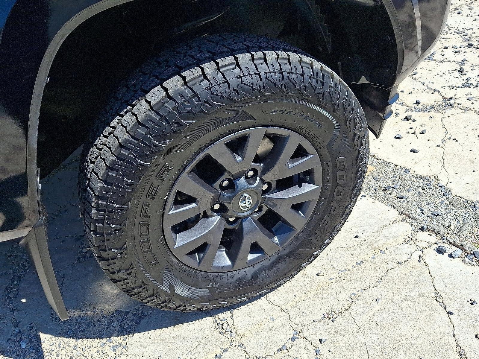 2022 Toyota Tacoma 4WD 4WD SR5 Double Cab 5' Bed V6 AT (GS)