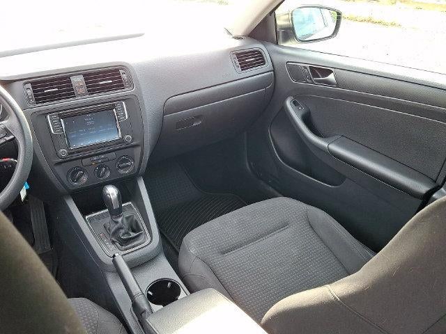2016 Volkswagen Jetta 4dr Auto 1.4T S with Technology Sedan