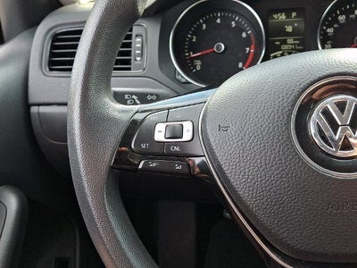 2016 Volkswagen Jetta 4dr Auto 1.4T S with Technology Sedan