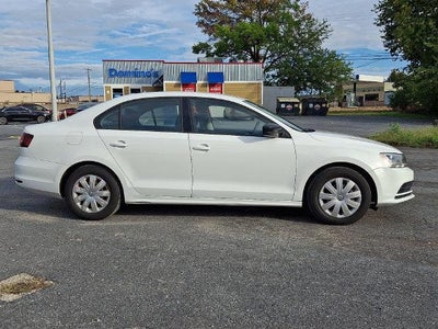 2016 Volkswagen Jetta 4dr Auto 1.4T S with Technology Sedan