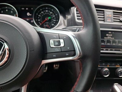 2017 Volkswagen Golf GTI 2.0T 4-Door SE DSG