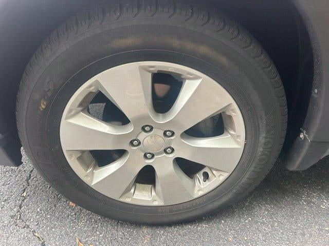 2011 Subaru Outback 2.5i Premium Automatic w/All-Weather Pkg and Power Moonroof Pkg
