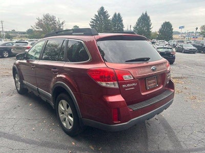 2011 Subaru Outback 2.5i Premium Automatic w/All-Weather Pkg and Power Moonroof Pkg