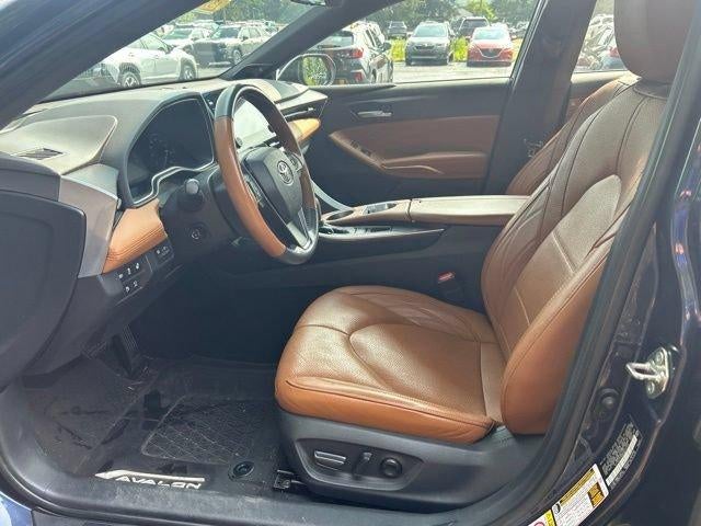 2019 Toyota Avalon Hybrid Limited (Natl)
