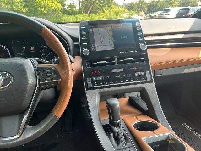 2019 Toyota Avalon Hybrid Limited (Natl)