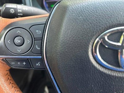 2019 Toyota Avalon Hybrid Limited (Natl)
