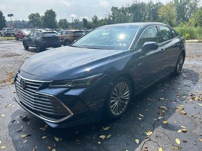 2019 Toyota Avalon Hybrid Limited (Natl)