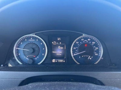2017 Toyota Camry LE Auto (SE)