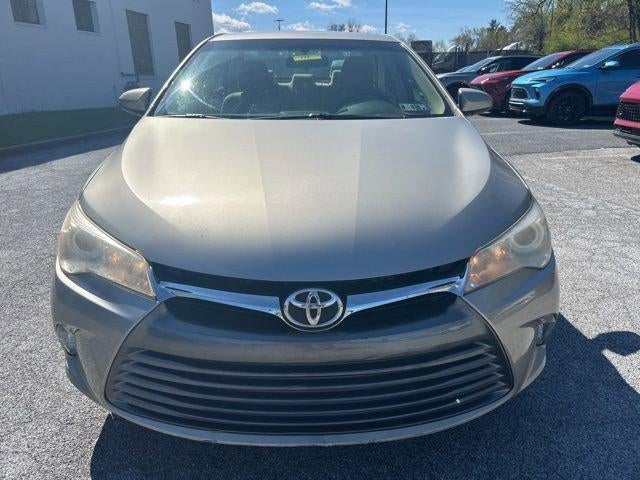 2017 Toyota Camry LE Auto (SE)