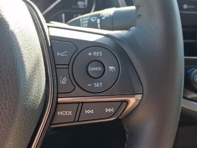 2023 Toyota Camry SE Auto (Natl)