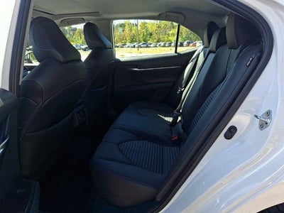 2023 Toyota Camry SE Auto (Natl)