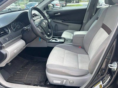 2012 Toyota Camry 4dr Sdn I4 Auto LE (Natl)