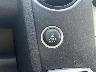 2015 Honda Pilot 4WD Touring with DVD Rear Entertainment System and Navigation