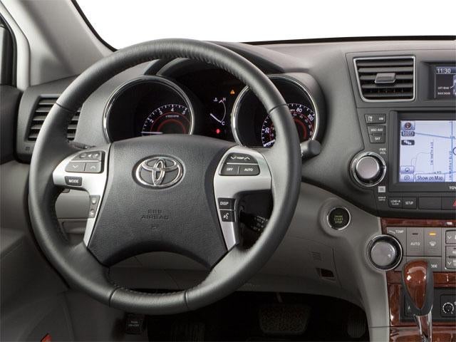 2013 Toyota Highlander 4WD 4dr V6 (Natl)