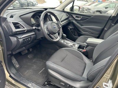 2024 Subaru Forester Premium AWD