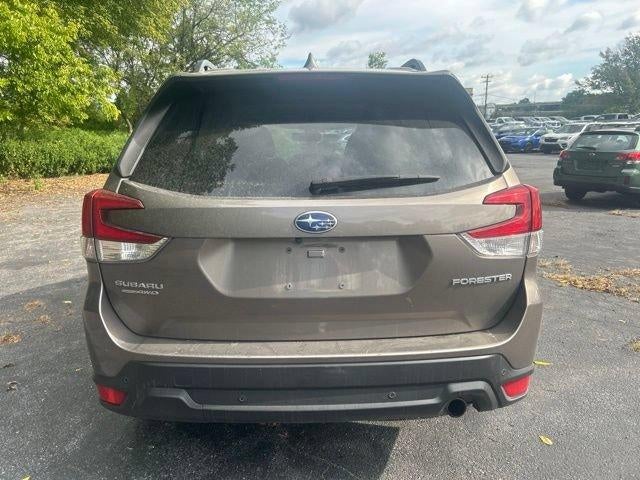 2023 Subaru Forester Limited CVT