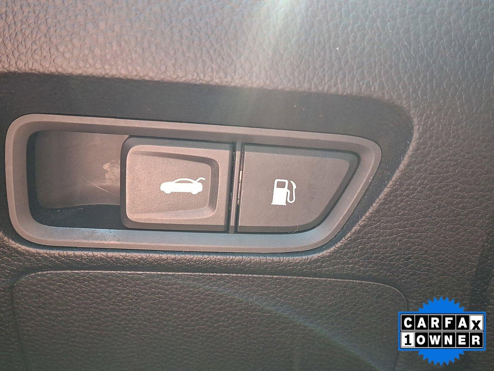 2013 Hyundai AZERA 4Dr Sdn