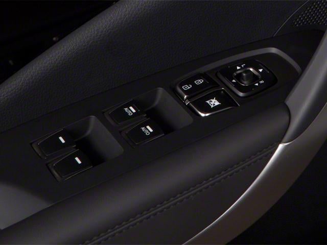 2013 Hyundai AZERA 4Dr Sdn